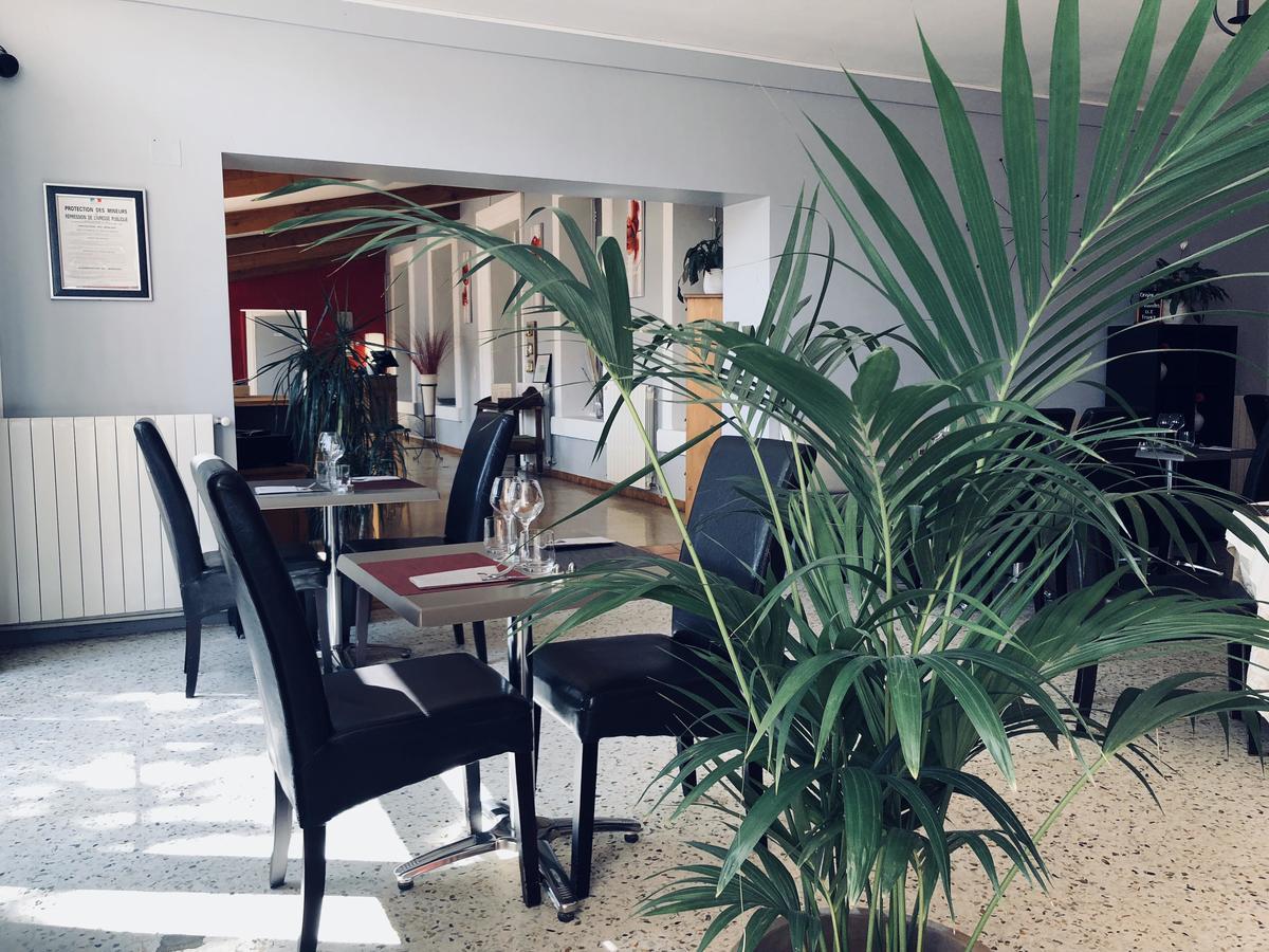Le Clos Des Acacias Синь Экстерьер фото
